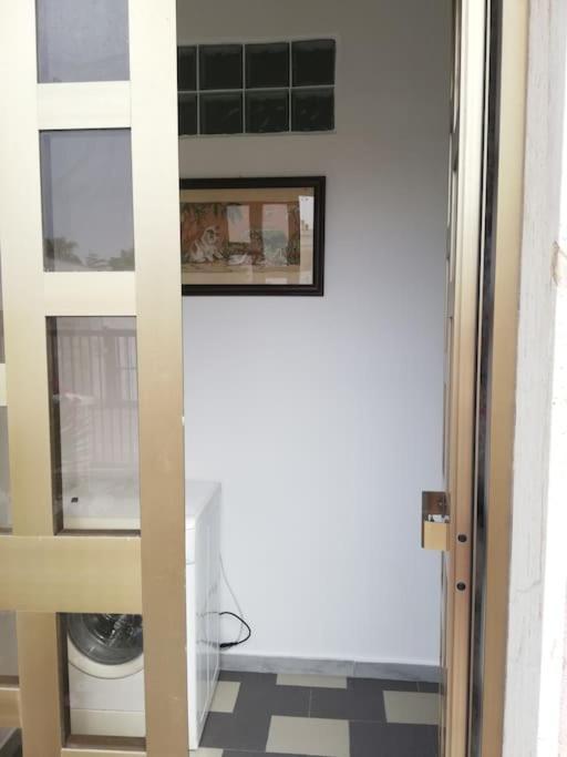 La casa di periferia Appartamento Bari Esterno foto